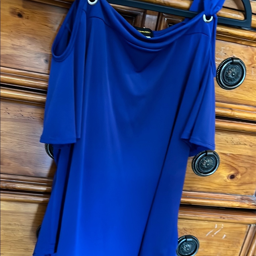Elegant Blue Cold Shoulder Blouse
